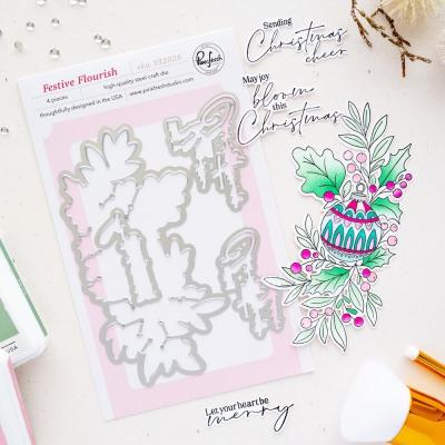 Pinkfresh Studio Season Of Wonder Die - Festive Flourish